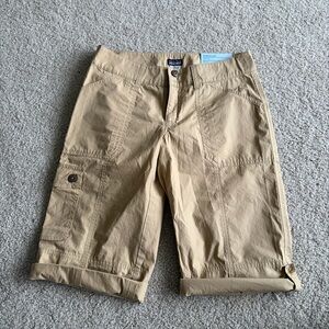 Patagonia hiking Super Cali Roll Tab Cargo Shorts Womens Cashew Tan size 4 NWT